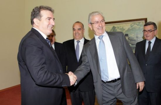 Ένωσης Ελλήνων Εφοπλιστών: Χορηγία για τα σωφρονιστικά καταστήματα