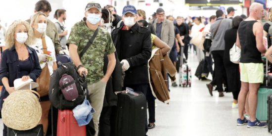 ΗΠΑ: Άρση της οδηγίας για απαγόρευση των ταξιδιών στο εξωτερικό