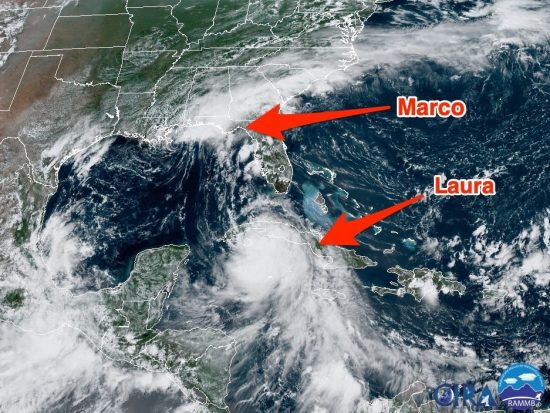 ΗΠΑ: O τυφώνας Λόρα προσεγγίζει τις νότιες ΗΠΑ, χιλιάδες εγκαταλείπουν τα σπίτια τους