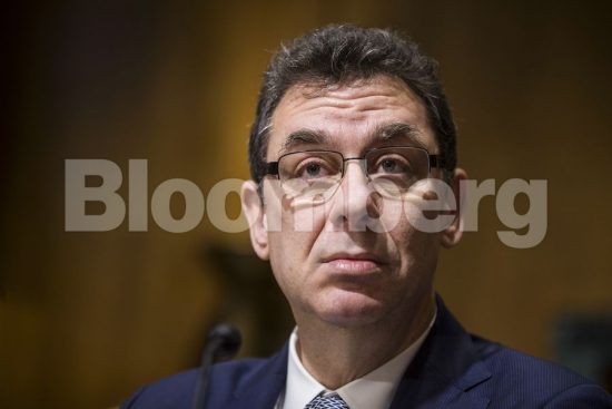 Μπούρλα (Pfizer): Έως τα τέλη του 2020 το εμβόλιο για τον κορωνοϊό στις ΗΠΑ