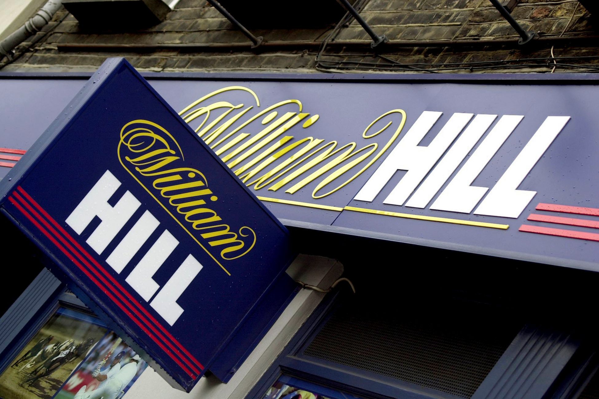 Νέο τοπίο στην αγορά τυχερών παιγνίων: H Caesars εξαγοράζει την William Hill για $3,8 δισ.