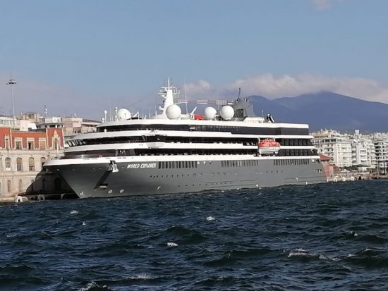 Το Λιμάνι της Θεσσαλονίκης υποδέχθηκε το κρουαζιερόπλοιο «World Explorer»