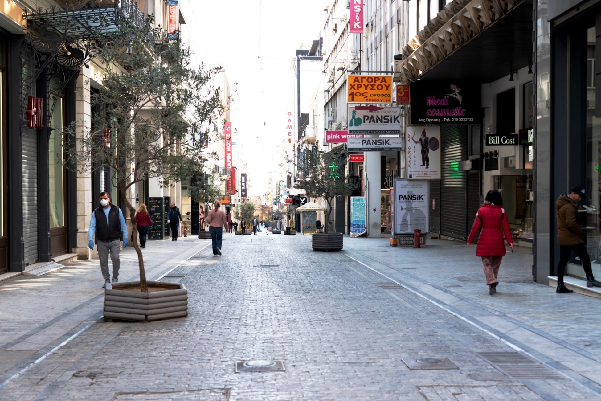 ΙΝΕΜΥ-ΕΣΕΕ: Χαμηλότερος ο φετινός τζίρος στις 9 από τις 10 επιχειρήσεις