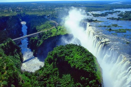 Ζιμπάμπουε: Μπλόκο στα επιχειρηματικά σχέδια κινεζικών εταιρειών από… το ζωικό βασίλειο