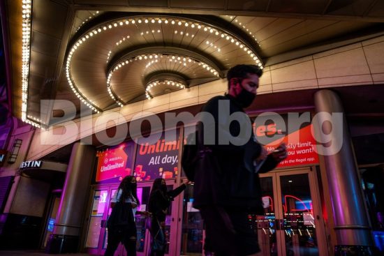 «Πράσινο» από την πολιτεία της Νέας Υόρκης να ανοίξουν κινηματογράφοι και χιονοδρομικά κέντρα