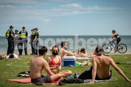 Αυξημένα κρούσματα: Η Νέα Υόρκη “ξανακλείνει” σιγά-σιγά