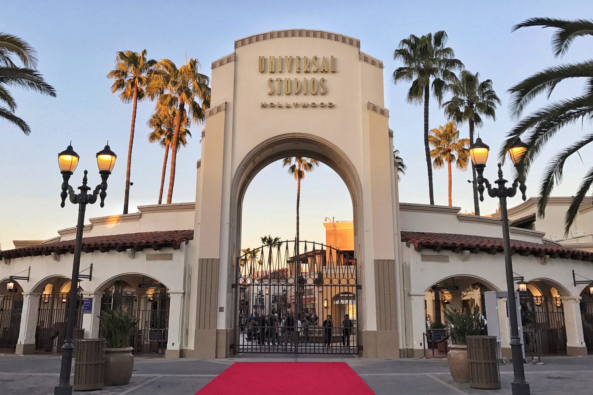 Οικονομική αιμορραγία με άρωμα Χόλιγουντ για τις ευρωπαϊκές ασφαλιστικές