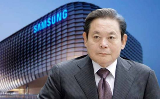 Samsung: Φόρο – «μαμούθ» θα πληρώσουν οι κληρονόμοι του πατριάρχη Λι Κουν Χι