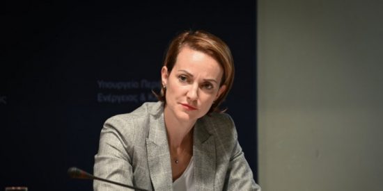 Σδούκου: «Έως 3,6 δισ. ευρωπαϊκά κονδύλια για την απανθρακοποίηση των ελληνικών νησιών