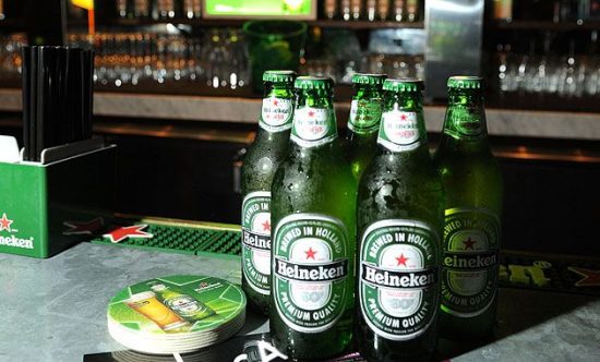Heineken: Προειδοποιήσεις για αύξηση στις τιμές της μπύρας