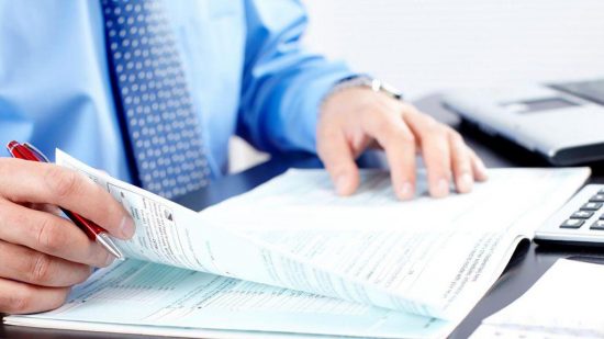 Παρέμβαση ΥΠΟΙΚ ζητά το ΟΕΕ για να μην επιβληθούν πρόστιμα για εκπρόθεσμες δηλώσεις ΜΥΦ