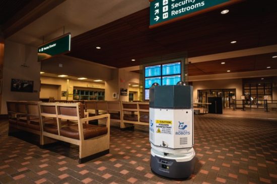 Το ρομπότ που σκοτώνει τον κορωνοϊό είναι γεγονός!