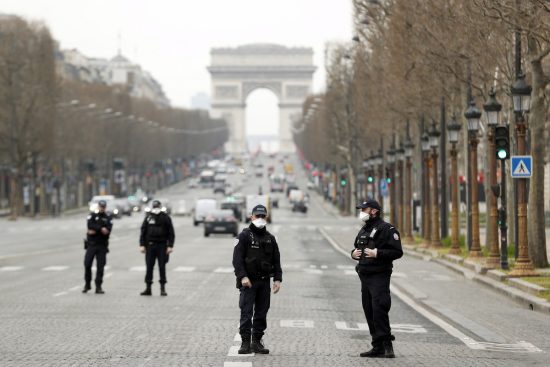 Γαλλία: Τρεις αστυνομικοί νεκροί  – Επενέβησαν σε περιστατικό ενδοοικογενειακής βίας και τους σκότωσε ο σύζυγος!