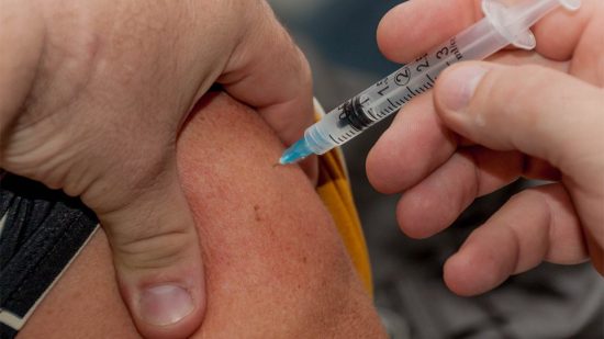 emvolio.gov.gr: Σε λειτουργία η πλατφόρμα – Όλες οι απαντήσεις για τη διαδικασία του εμβολιασμού