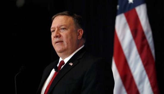 Πομπέο: Απειλεί με κυρώσεις σε όποια χώρα πουλήσει όπλα στο Ιράν