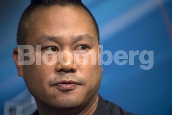 Τόνι Χσιέ: Πέθανε ο αντισυμβατικός ιδρυτής του Zappos που «απείλησε» την Amazon