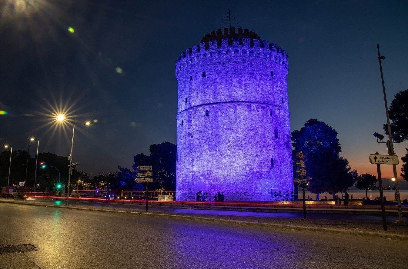 Παγκόσμια Ημέρα Διαβήτη: Ο Λευκός Πύργος λουσμένος με μπλε φως