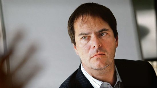 Νέα εξαγορά της ΕΜΜΑ Capital στην Ελλάδα – Ο στρατηγικός σχεδιασμός του Jiri Smejc στην αγορά του φαρμάκου