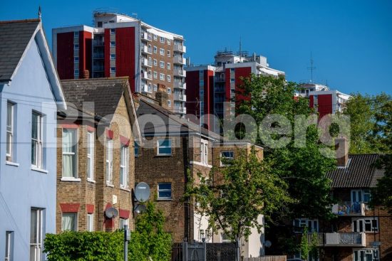 Μ. Βρετανία: Το νέο lockdown εκτοξεύει τις τιμές ακινήτων σε υψηλό 4ετίας