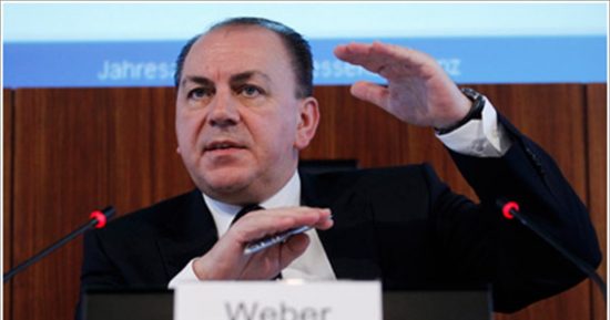 Βέμπερ (UBS): Μην έχετε ψευδαισθήσεις για γρήγορη οικονομική ανάκαμψη με το εμβόλιο