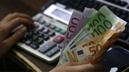 Πληρωμές 1 δισ. ευρω για επιστρεπτέα, επίδομα θέρμανσης και αποζημιώσεις ενοικίων