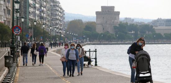 «Πόλεμος» στις ΜΕΘ της Θεσσαλονίκης – Επιτάσσουν ιδιωτικές κλινικές