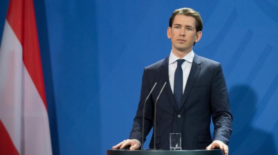Αυστρία: «Δεν θα επιτρέψουμε να μας εκφοβίσουν οι τρομοκράτες» το μήνυμα του καγκελάριου