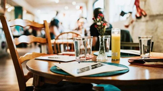 ΕΒΕΠ: Πρωτοποριακή η δράση του Δήμου Πειραιά για τις μικρές επιχειρήσεις