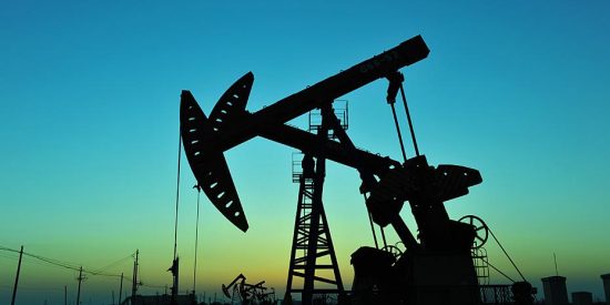 Παγκόσμιοι κλυδωνισμοί στη βιομηχανία πετρελαίου