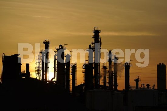 Βail-out του Ιράκ από την Κίνα μέσω πετρελαϊκής συμφωνίας δισεκατομμυρίων