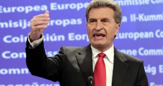 Γκίντερ Ετινγκερ: Ο πρώην επίτροπος με τα 13 μισθολόγια!