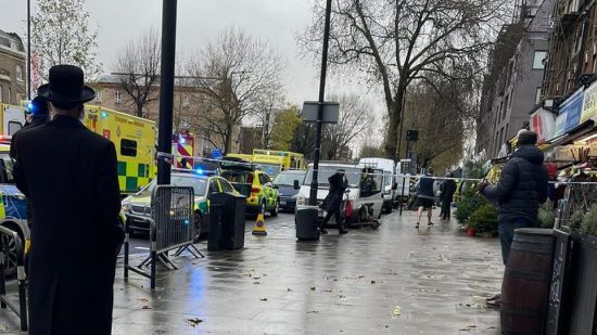 Λονδίνο: Αυτοκίνητο έπεσε σε πεζούς – Πέντε τραυματίες