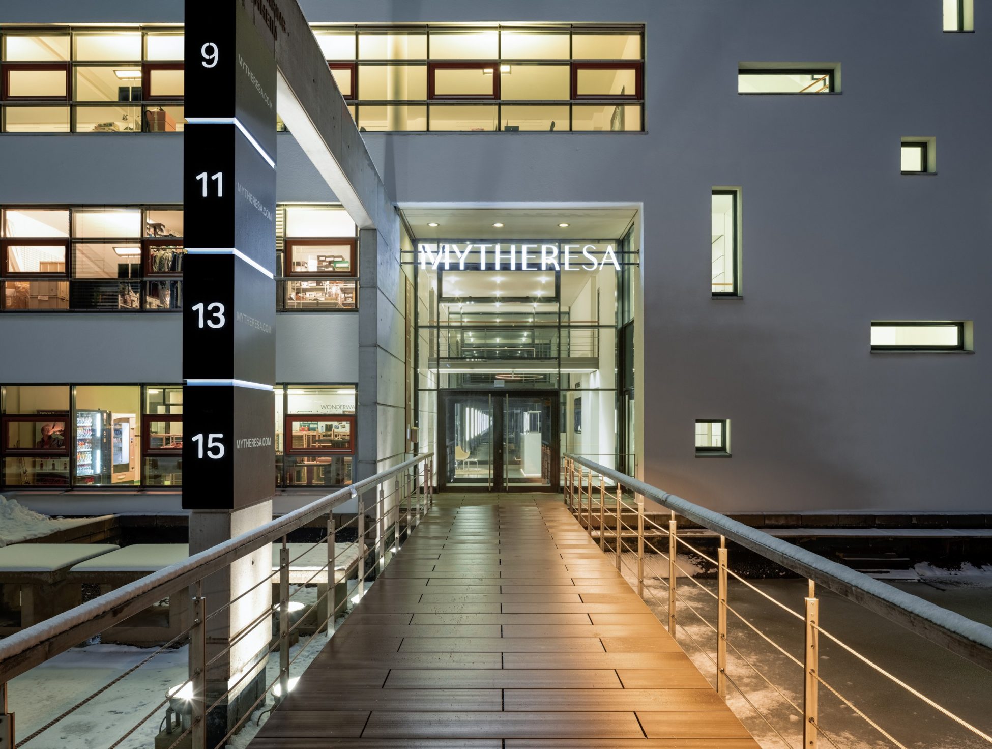 Στα $407 εκατομμύρια η ΙΡΟ της Mytheresa