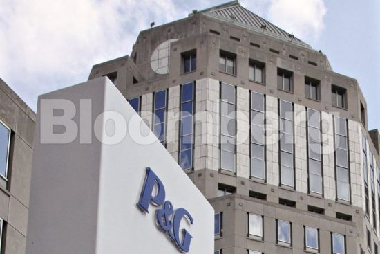 P&G: Αναθεωρεί προς τα πάνω τις προβλέψεις για κέρδη και έσοδα