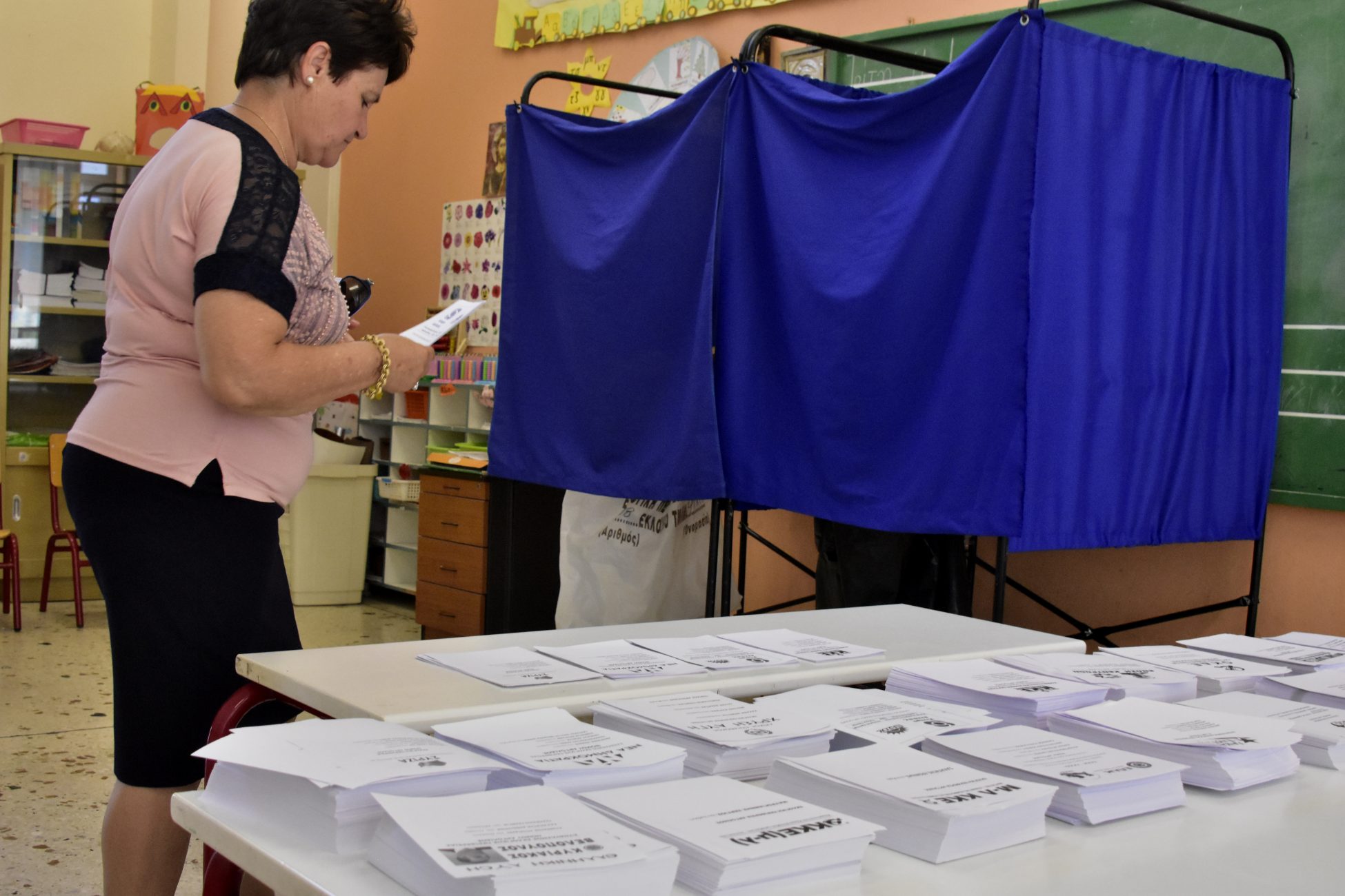 Δημοσκόπηση: Προβάδισμα 15,1 μονάδων έχει η Νέα Δημοκρατία