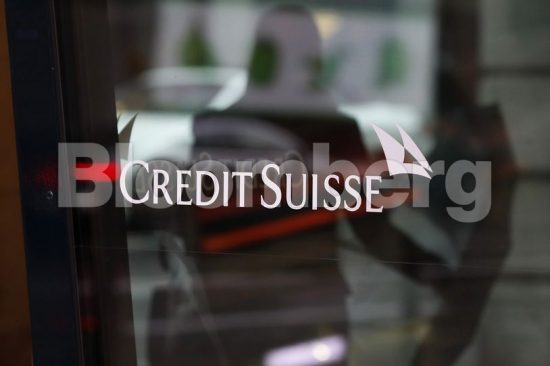 Credit Suisse: Προειδοποιεί για ζημιές το δ’ τρίμηνο λόγω νομικής διαμάχης