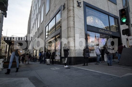 Louis Vuitton: Πώς οι διάσημες τσάντες έσωσαν τον οίκο και από τον κορωνοϊό