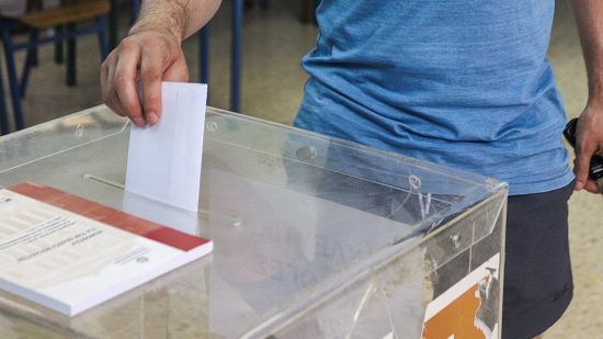 Δημοσκόπηση Pulse: Στις 21 μονάδες η διαφορά της ΝΔ από τον ΣΥΡΙΖΑ (γραφήματα)