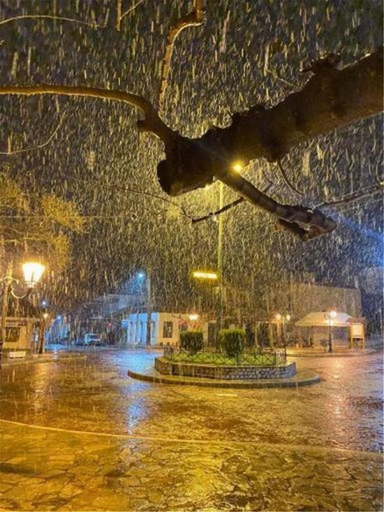 Διχογνωμία των μετεωρολόγων για τον χιονιά του Σαββατοκύριακου