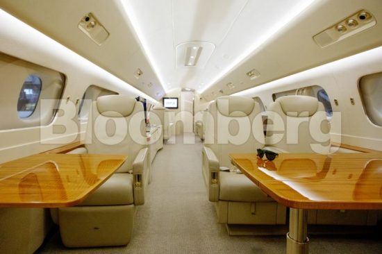 Signature Aviation: Τιτανομαχία για τον «θησαυρό» της ιδιωτικής αεροπλοΐας