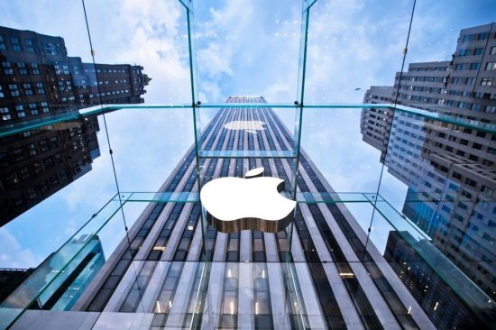 Apple: Εξετάζει τη μερική διακοπή της παραγωγής iPad από την Κίνα