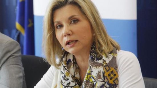 Μακρή: Εκτός συζήτησης να ξανακλείσουν τα σχολεία (vid)