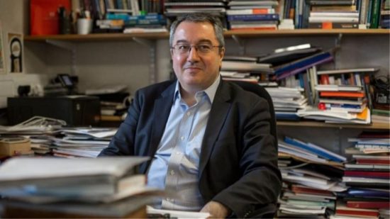 Μόσιαλος: Τι γνωρίζουμε έως τώρα για τη «μετάλλαξη της Μποτσουάνα»