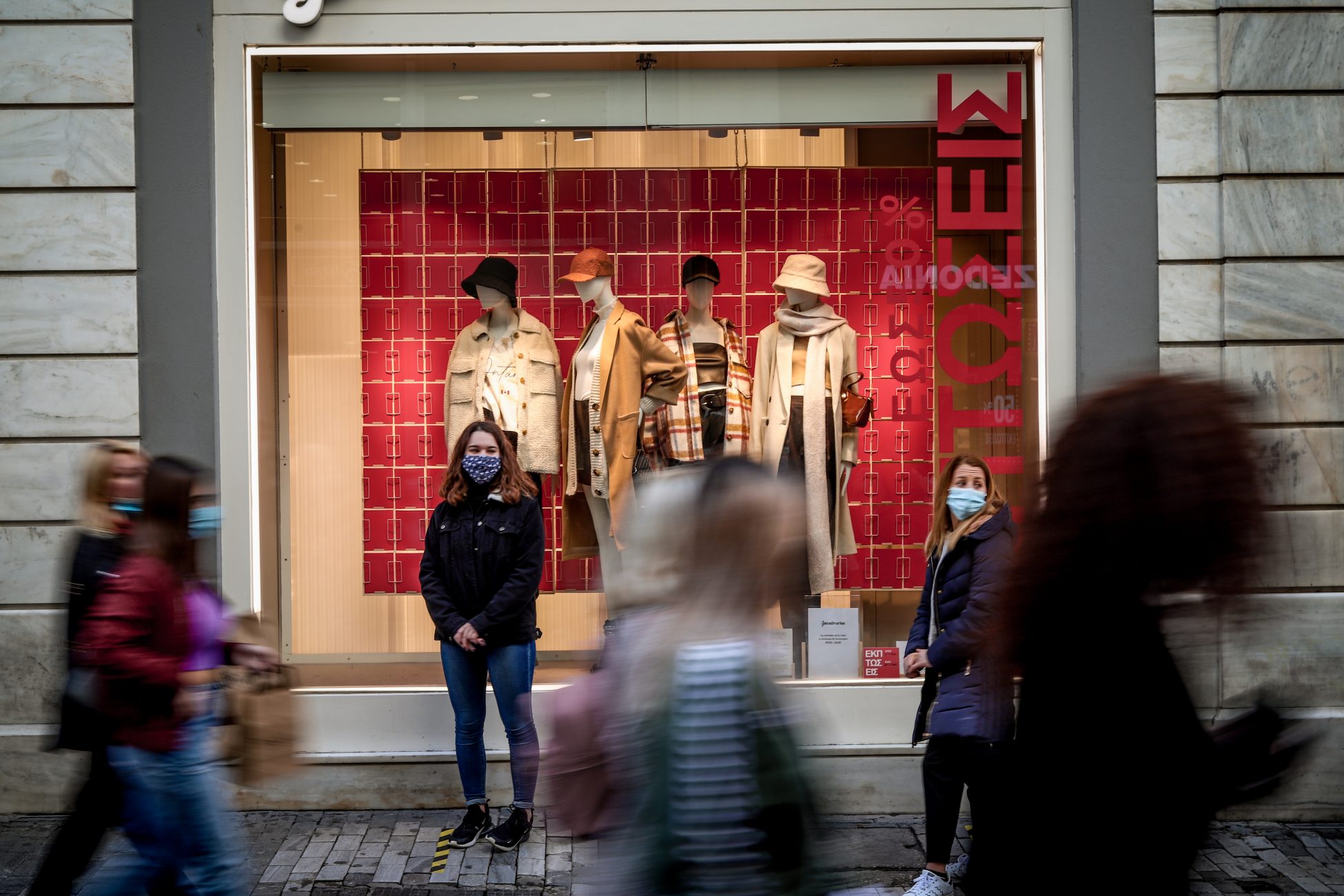 Αλαλούμ στην αγορά με τις ακάλυπτες επιταγές – Προς ψήφιση με καθυστέρηση η ρύθμιση