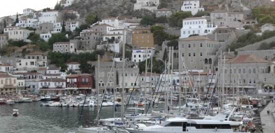 Γιατί επενδύουν οι ακτοπλόοι στον Αργοσαρωνικό