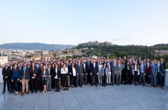 DIALECTICA: Επέκταση δραστηριοτήτων στις ΗΠΑ