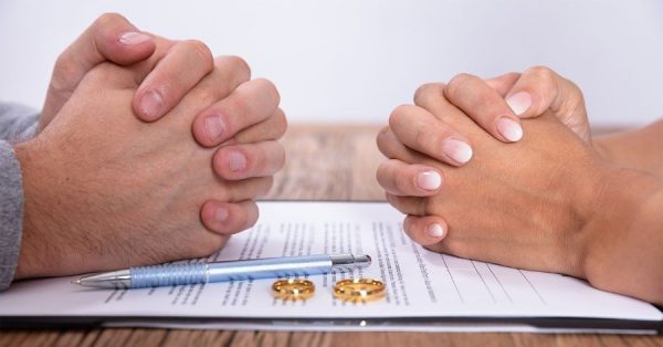 Ακριβός ο χωρισμός: Γιατί η Ρωσία οκταπλασιάζει το κόστος για τα διαζύγια