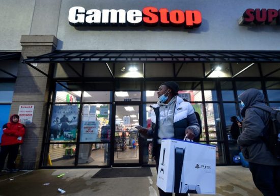 GameStop: Θεαματικό άλμα στις μετοχές μετά το στοίχημα του trader Κιθ Γκιλ ύψους $116 εκατ.