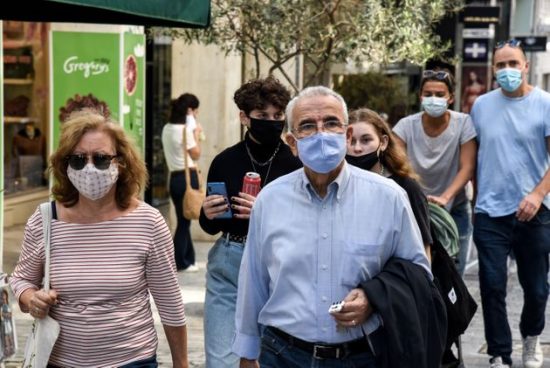 Πλεύρης: Ίσως να μην καταργηθεί η μάσκα στους εσωτερικούς χώρους