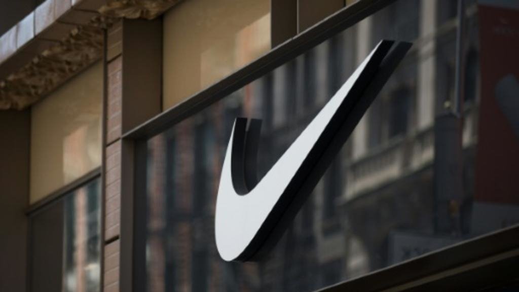 Nest Juggling Colleague Nike: Κλείνει προσωρινά εργοστάσια λόγω Δέλτα – Φόβοι για ελλείψεις στα  παπούτσια